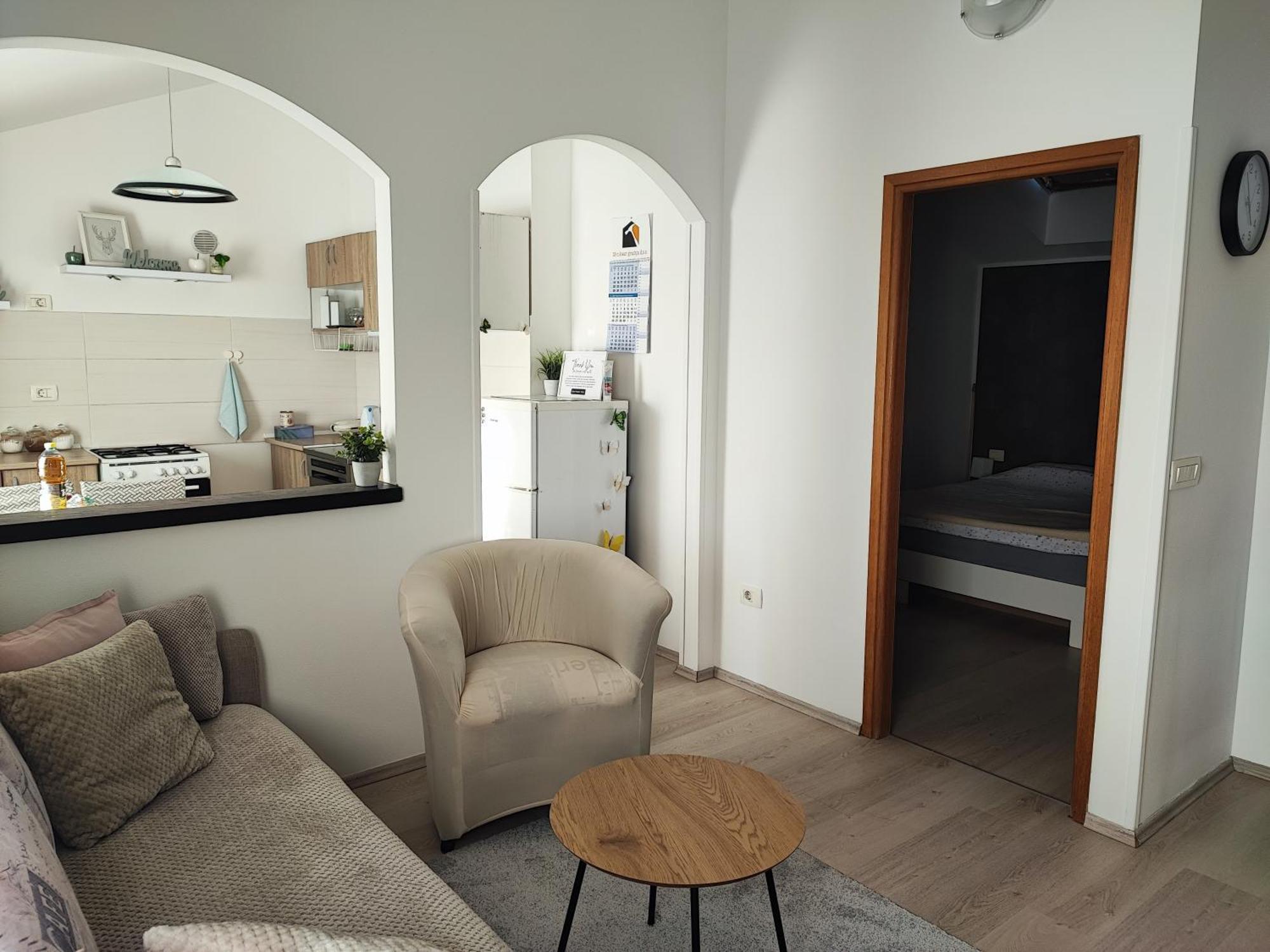 Apartment Nika Umag Luaran gambar